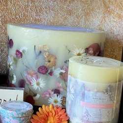 Pauline's Fashions - Candles