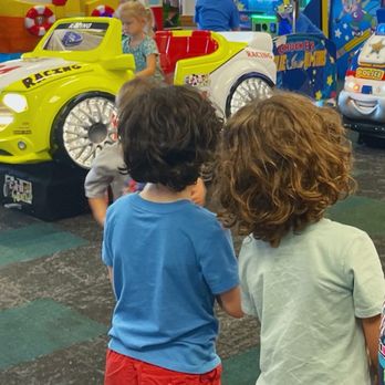 Chuck E. Cheese - Pizza Near Me - Clearwater, Florida