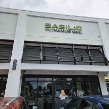 Basilic Vietnamese Grill - Outside view - Vietnamese Near Me - North Miami, Florida Basilic Vietnamese Grill - Outside view - Vietnamese Near Me - North Miami, Florida