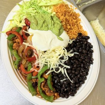 Pita's Taqueria - Fajitas bowl with chicken - Food Stands Near Me - Enumclaw, Washington Pita's Taqueria - Fajitas bowl with chicken - Food Stands Near Me - Enumclaw, Washington