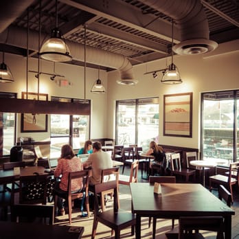 Starbucks - Coffee & Tea Near Me - Virginia Beach, Virginia