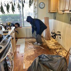 ServiceMaster Restore - Cleaning up the damaged area