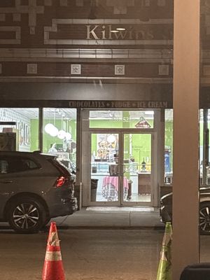 Kilwins Ice Cream - Chocolate - Fudge by null