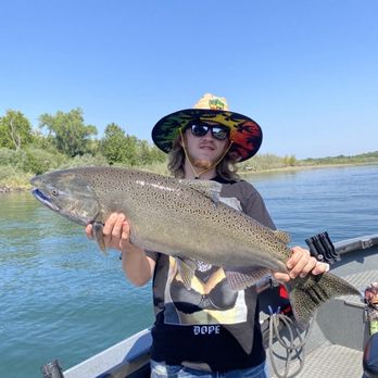 Justin Thompson Fishing - King salmon! - Fishing Near Me - Redding, California Justin Thompson Fishing - King salmon! - Fishing Near Me - Redding, California