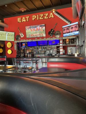 Rock N Pies by null