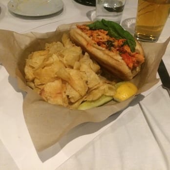 Smack Shack - Connecticut style lobster roll with chips for $18.95 - Seafood Near Me - Minneapolis, Minnesota Smack Shack - Connecticut style lobster roll with chips for $18.95 - Seafood Near Me - Minneapolis, Minnesota