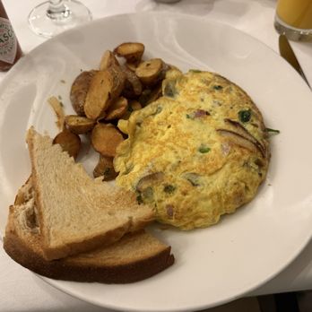Parker's Restaurant - Parker's Omelet - New American Near Me - Boston, Massachusetts