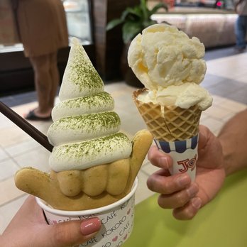 Kokoro Cafe - Our order - Desserts Near Me - Honolulu, Hawaii