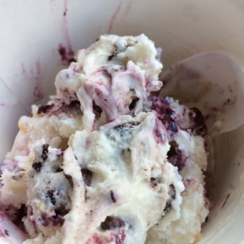 Richardson's Ice Cream - Blueberry pie. - Ice Cream & Frozen Yogurt Near Me - Middleton, Massachusetts Richardson's Ice Cream - Blueberry pie. - Ice Cream & Frozen Yogurt Near Me - Middleton, Massachusetts