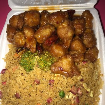 Asian chef - 12. General Tso's Chicken Lunch Combo Special - Chinese Near Me - Las Vegas, Nevada