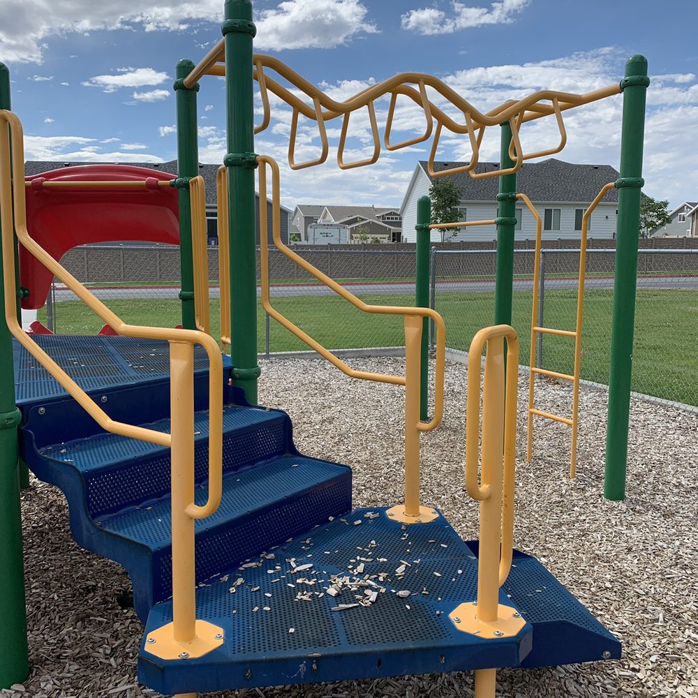 Art Dye Park - Monkey bars - Disc Golf Near Me - American Fork, Utah Art Dye Park - Monkey bars - Disc Golf Near Me - American Fork, Utah