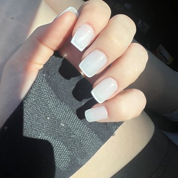 Shellac Nails & Spa - Nail Salons Near Me - Sacramento, California