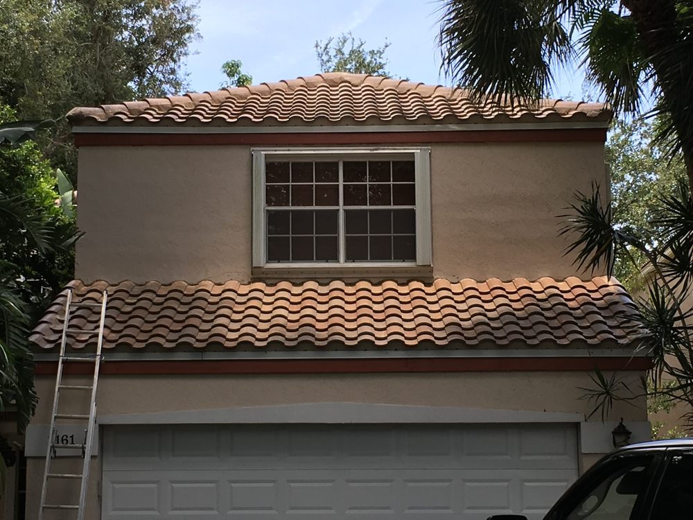 Slide of Glades Edge Roofing