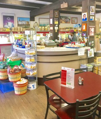 Lucchesi's Ravioli & Pasta Company by null