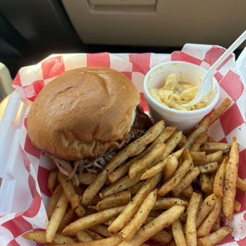UP-N-Smoke BBQ - Food Trucks Near Me - Ironwood, Michigan UP-N-Smoke BBQ - Food Trucks Near Me - Ironwood, Michigan