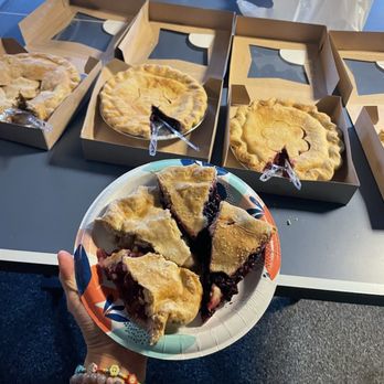Petsi Pies - vegan pies - Bakeries Near Me - Somerville, Massachusetts Petsi Pies - vegan pies - Bakeries Near Me - Somerville, Massachusetts