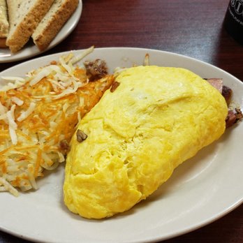 Darrell's Dog Gone Good Diner - Great breakfast!!! - Diners Near Me - Ocala, Florida