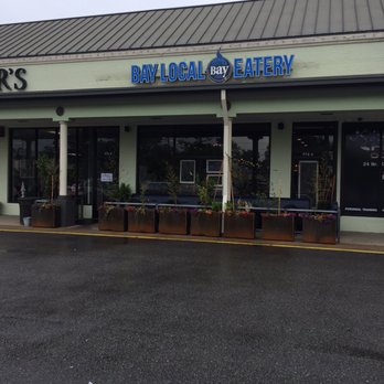 Bay Local Eatery - Entrance/outdoor dining area (about 5 tables) - Breakfast & Brunch Near Me - Virginia Beach, Virginia