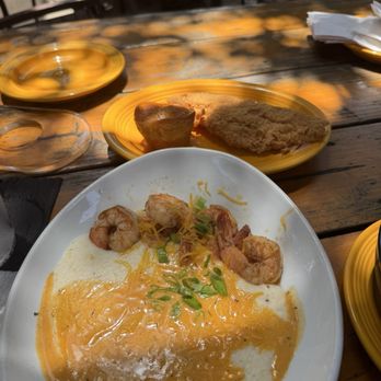 Monday Restaurant + Bar - 7.5/10 - Cajun/Creole Near Me - New Orleans, Louisiana