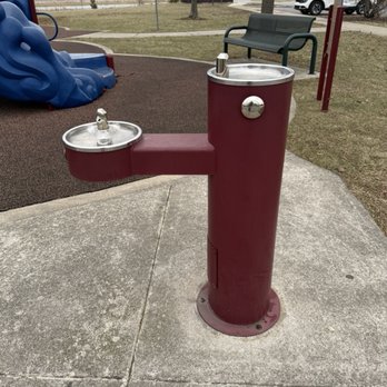 Prairie Estates Park - Drinking fountain closed for the season - Parks Near Me - Schererville, Indiana