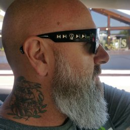 Beard trimmer extraordinaire!! Thanks Kenny!! Beard trimmer extraordinaire!! Thanks Kenny!!