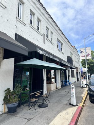 Earth Organic Juice Bar by null