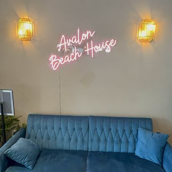 Avalon Beach House - Inside - Cocktail Bars Near Me - Delray Beach, Florida Avalon Beach House - Inside - Cocktail Bars Near Me - Delray Beach, Florida