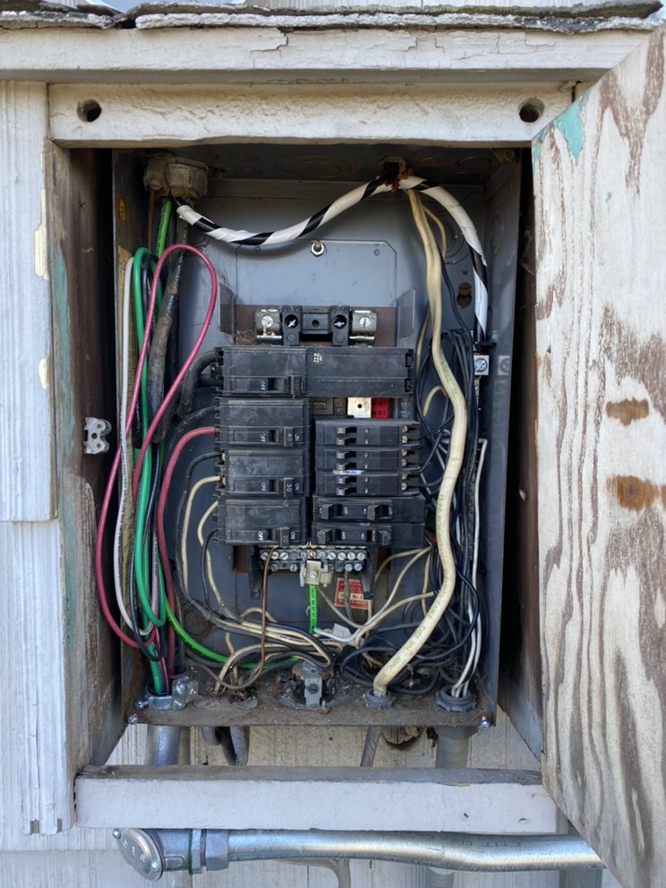 Slide of Martinez Electrical Services
