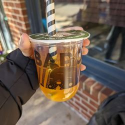 BoBaPoP Tea Bar - Kentlands - Mango green tea with mango pops.