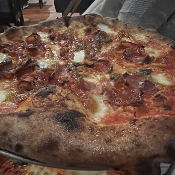 Benny's Big Time Pizzeria - Pizza Near Me - Wilmington, North Carolina