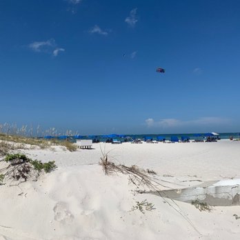 Barefoot Beach Hotel - Hotels Near Me - Madeira Beach, Florida Barefoot Beach Hotel - Hotels Near Me - Madeira Beach, Florida