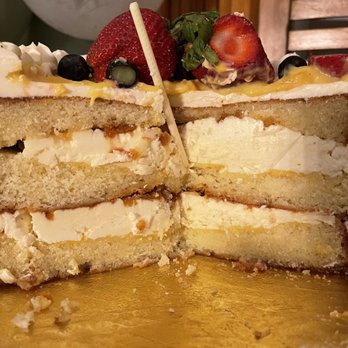 Cake Works - Bakeries Near Me - Honolulu, Hawaii Cake Works - Bakeries Near Me - Honolulu, Hawaii