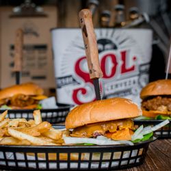 Paisley's Burger & Keg