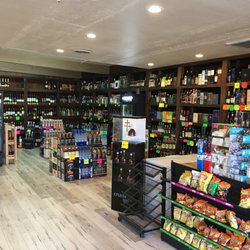 7 Star Food & Liquor