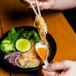 Fideo Pho