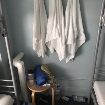 American Hotel Hostel - The first room they gave us had not been cleaned - Hostels Near Me - Seattle, Washington