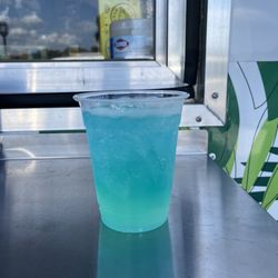 Dizzy Blender - Tiffany Blue
