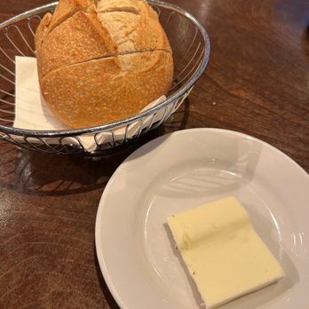 Brio Italian Grille - Bread and butter - Italian Near Me - Pembroke Pines, Florida