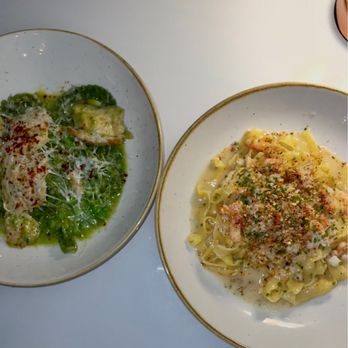 Hau Tree - Crab tagliatelle Chicken pea pasta - Seafood Near Me - Honolulu, Hawaii Hau Tree - Crab tagliatelle Chicken pea pasta - Seafood Near Me - Honolulu, Hawaii