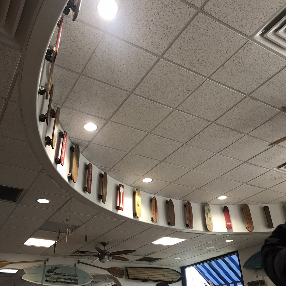 Beach Break Cafe - Decor inside - Breakfast & Brunch Near Me - Oceanside, California