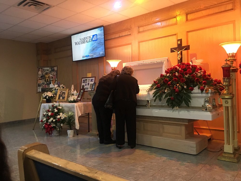 MEMORIAL FUNERAL HOME SAN JUAN Updated September 2024 12 Photos