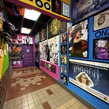 Up In Scoops - Hallway - Ice Cream & Frozen Yogurt Near Me - Las Vegas, Nevada Up In Scoops - Hallway - Ice Cream & Frozen Yogurt Near Me - Las Vegas, Nevada