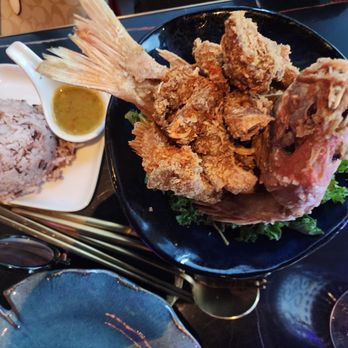 MaKiin - Red fish and sticky rice - Thai Near Me - Houston, Texas