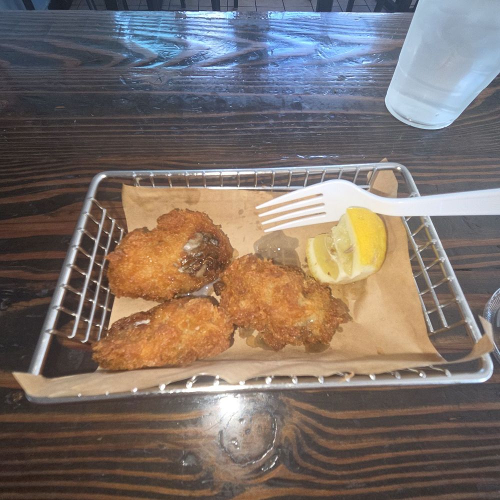 Lemon Crab - Fried oysters - Seafood Near Me - Hayward, California Lemon Crab - Fried oysters - Seafood Near Me - Hayward, California