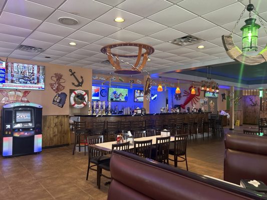 Garland Seafood & Bar by null