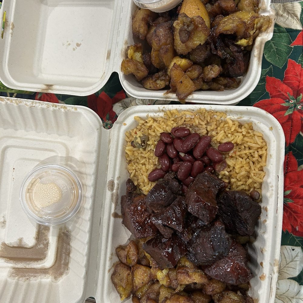 Boriqua Kitchen - carne frita and side of maduros - Food Trucks Near Me