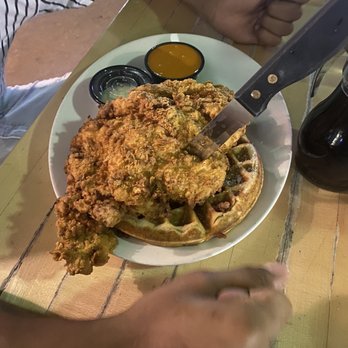 Big Pink - Fried Chicken and Waffles - Pizza Near Me - Miami Beach, Florida