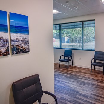 Horizon Eye Center - Waiting room - Ophthalmologists Near Me - McKinney, Texas Horizon Eye Center - Waiting room - Ophthalmologists Near Me - McKinney, Texas