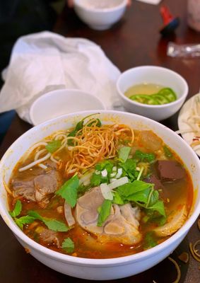 Bún Bò Huynh Dining by null
