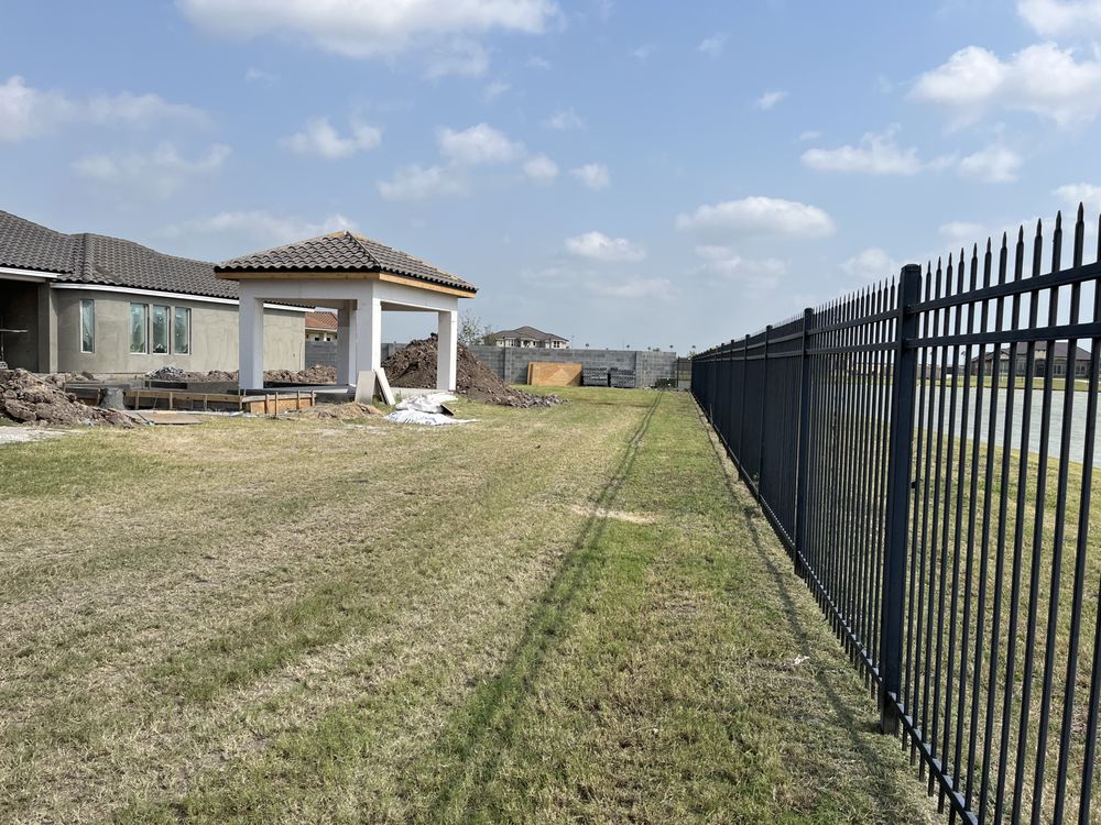 RAMOS LAWN SERVICES Updated May 2024 18 Photos Edinburg, Texas Lawn Services Phone